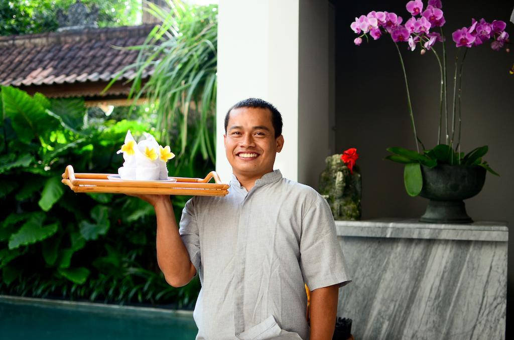 Room & Vespa 1 Seminyak  Luaran gambar
